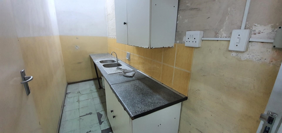 To Let commercial Property for Rent in Parow Industrial Western Cape